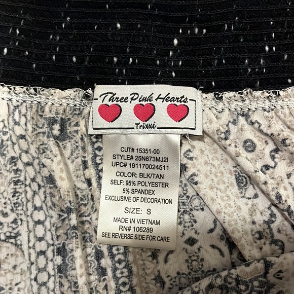 Trixxi Three Pink Hearts Dress - Picture 5 of 6